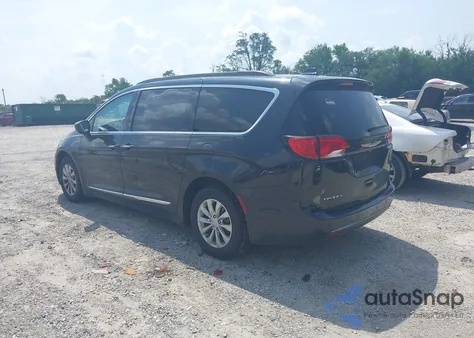 2017 Chrysler Pacifica Touring-L from USA, damaged, VIN 2C4RC1BGXHR535224